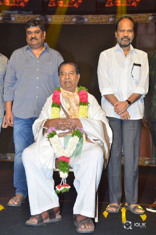 KGF-Movie-Pre-Release-Function-Photos